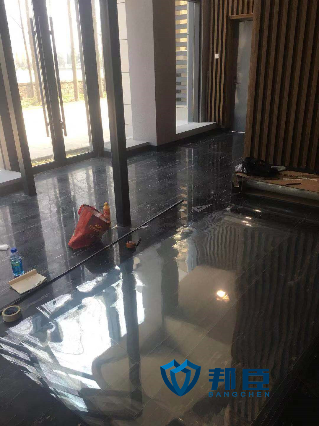 周恩来纪念馆贴邦臣防爆膜